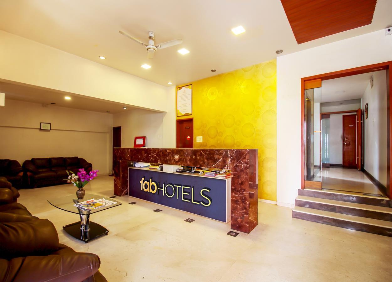 Oyo 24197 Saptaruchi Hotel Pimpri-Chinchwad Bagian luar foto