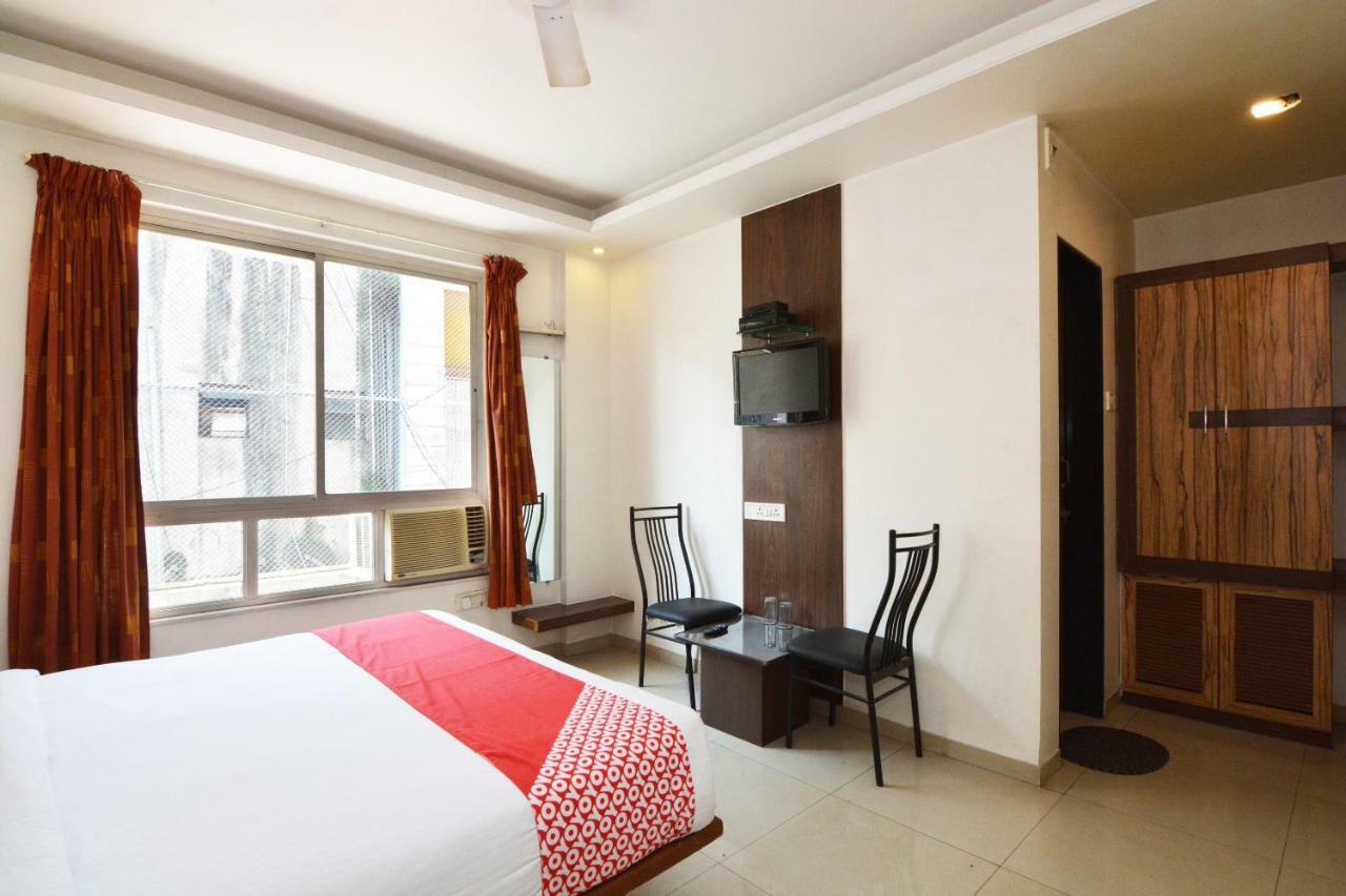 Oyo 24197 Saptaruchi Hotel Pimpri-Chinchwad Bagian luar foto